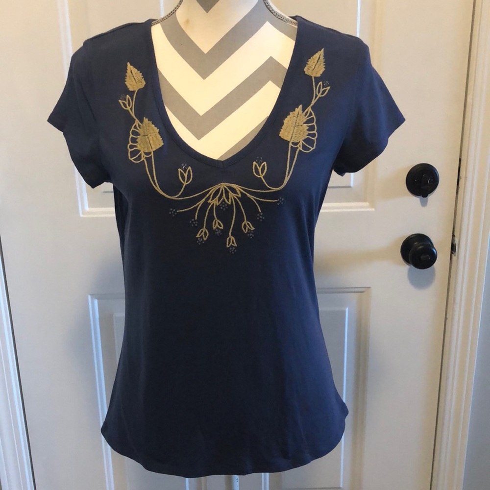 Liz Claiborne Embroidery Tee